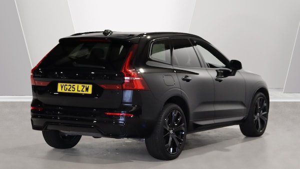 Used Volvo XC60 2025 for sale - 76307164: Photo 2