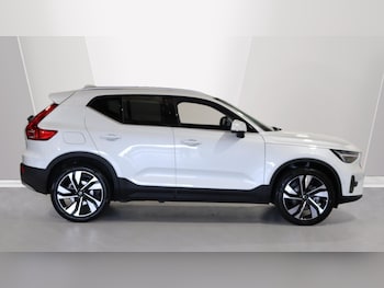 Used Volvo XC40 2025 for sale - 75949847: Photo