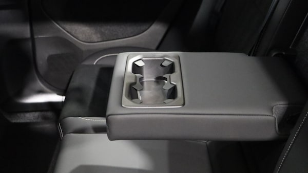 Used Volvo XC40 2025 for sale - 76214328: Photo 32