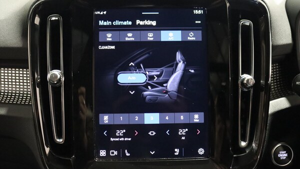 Used Volvo XC40 2025 for sale - 76214328: Photo 38