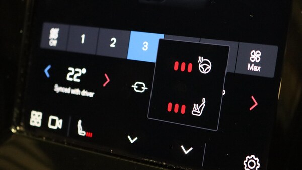 Used Volvo XC40 2025 for sale - 76214328: Photo 39