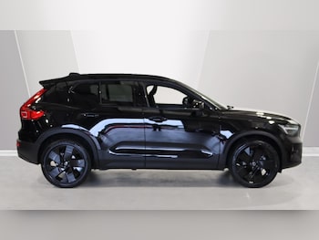 Used Volvo XC40 2025 for sale - 76214328: Photo 3
