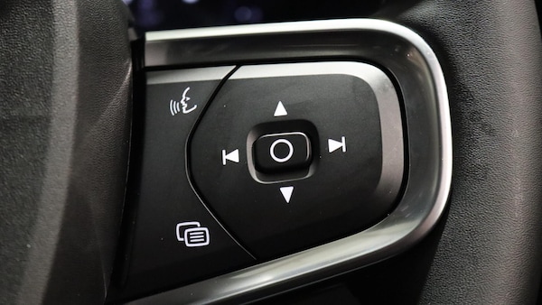Used Volvo XC40 2025 for sale - 76270130: Photo 20
