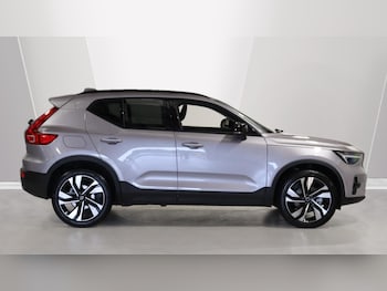 Used Volvo XC40 2025 for sale - 76270130: Photo