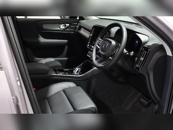 Used Volvo XC40 2025 for sale - 76270130: Photo