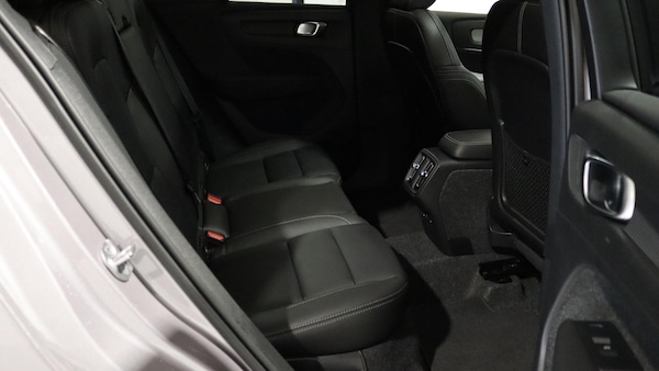 Used Volvo XC40 2025 for sale - 76270130: Photo 6