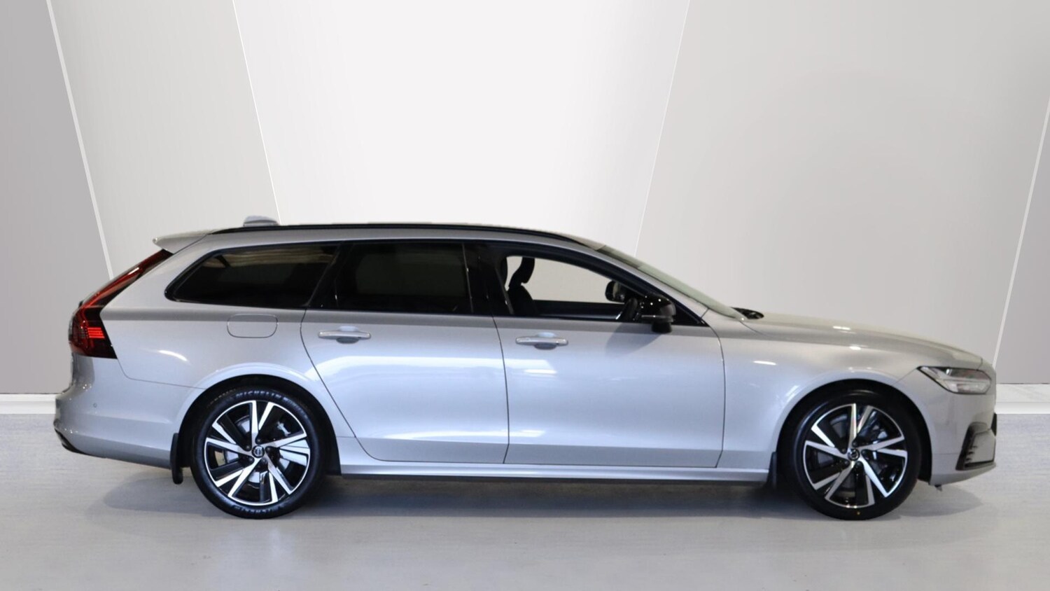 Used Volvo V90 2022 for sale - 76072242: Photo 3