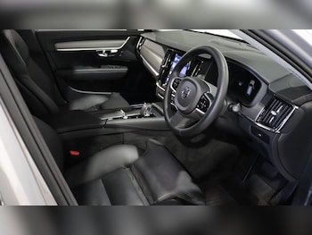 Used Volvo V90 2022 for sale - 76072242: Photo