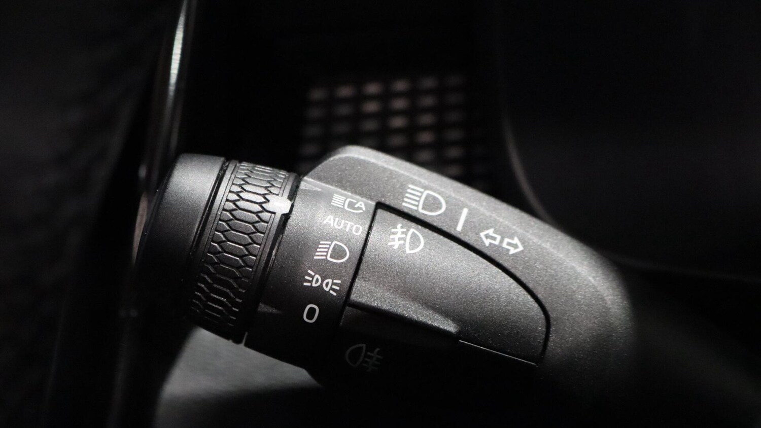 Used Volvo XC40 2025 for sale - 75991054: Photo 18