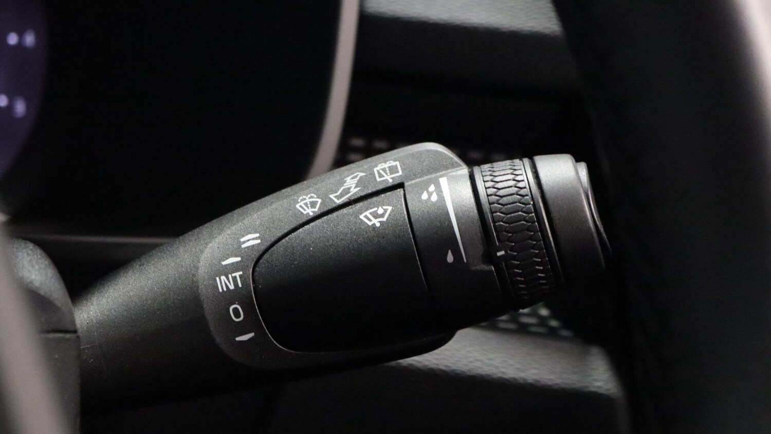 Used Volvo XC40 2025 for sale - 75991054: Photo 21