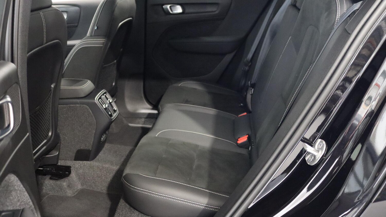 Used Volvo XC40 2025 for sale - 75991054: Photo 28