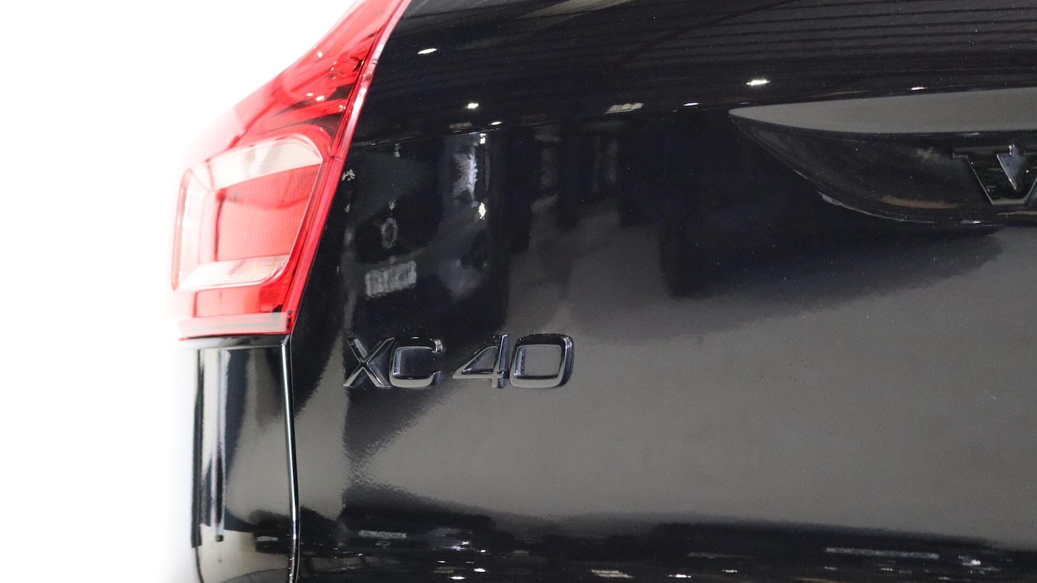 Used Volvo XC40 2025 for sale - 75991054: Photo 40