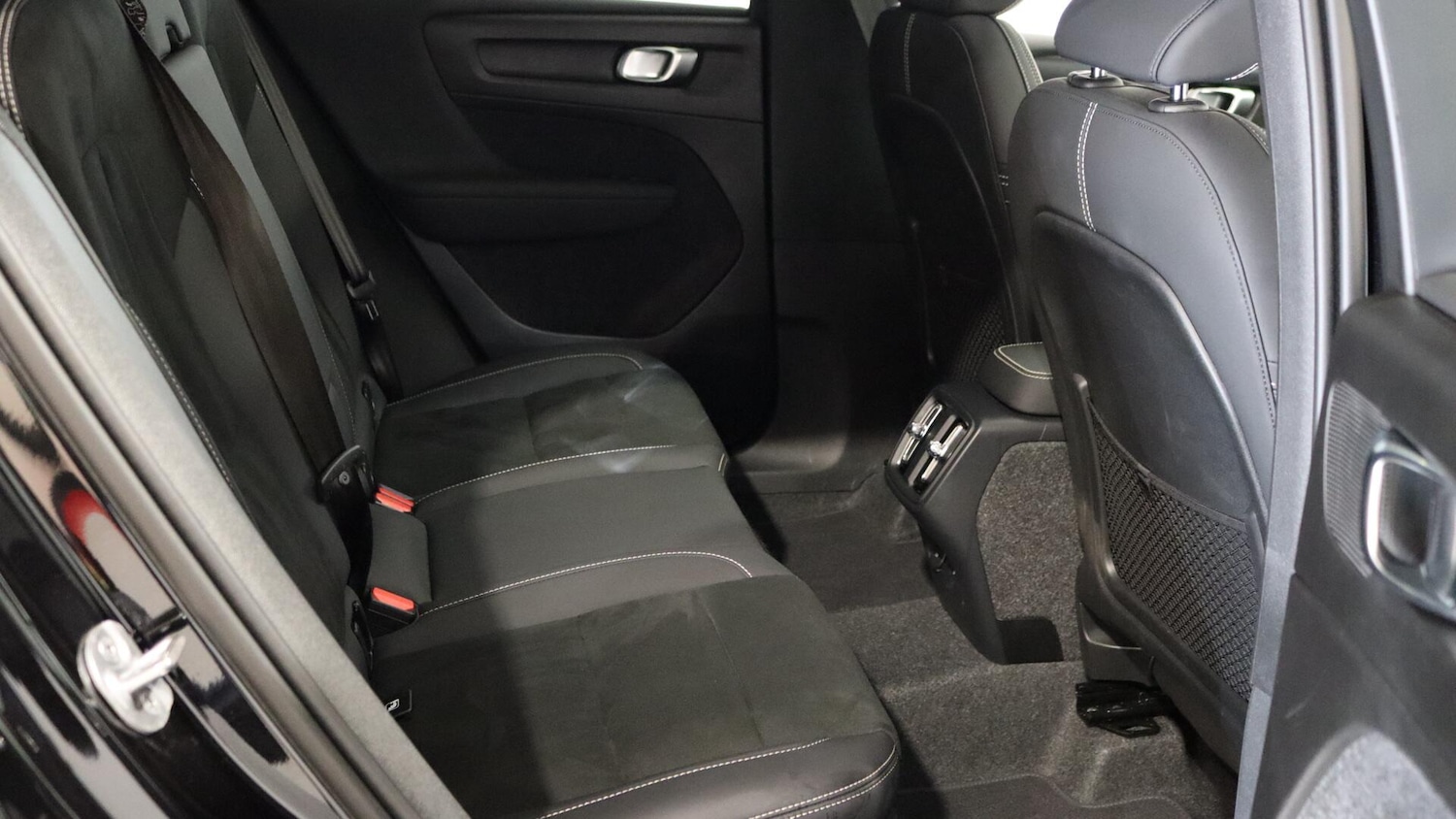 Used Volvo XC40 2025 for sale - 75991054: Photo 6