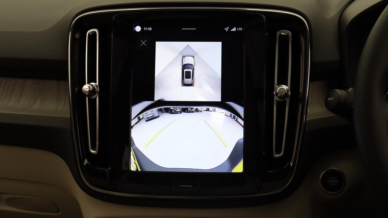 Used Volvo XC40 2025 for sale - 76084428: Photo 34