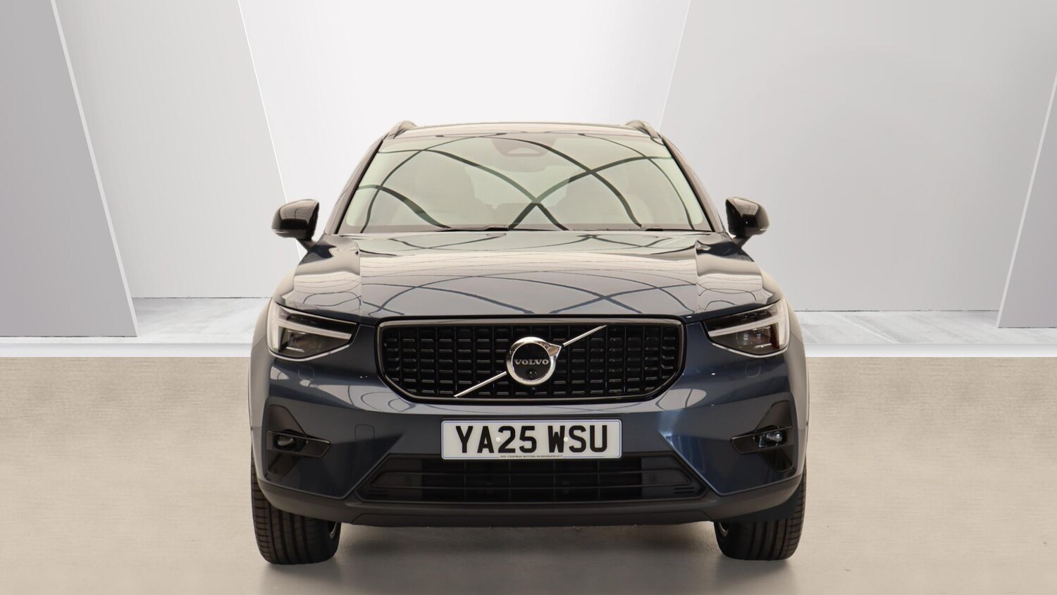 Used Volvo XC40 2025 for sale - 76084428: Photo 8