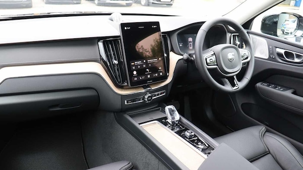 Used Volvo XC60 2025 for sale - 75552805: Photo 16