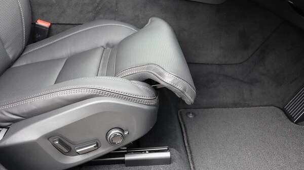 Used Volvo XC60 2025 for sale - 75552805: Photo 32
