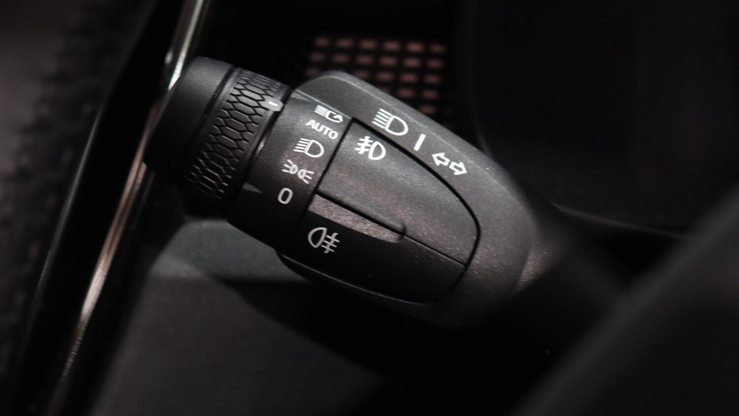 Used Volvo XC40 2025 for sale - 75782167: Photo 18