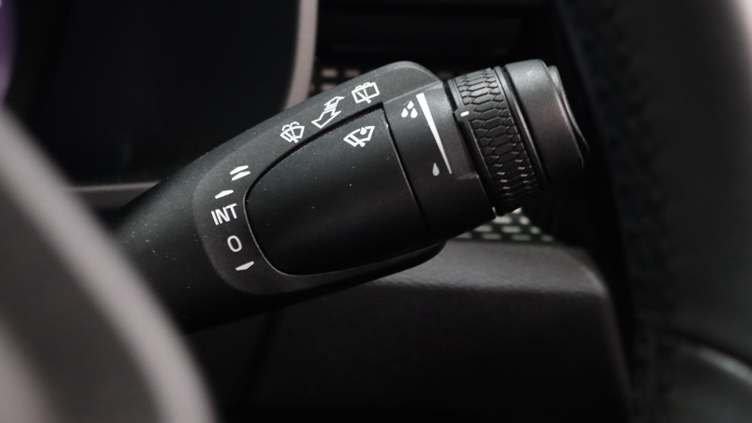 Used Volvo XC40 2025 for sale - 75782167: Photo 21