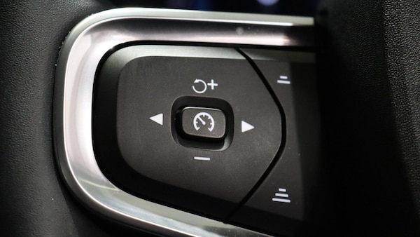 Used Volvo XC40 2025 for sale - 76166898: Photo 19