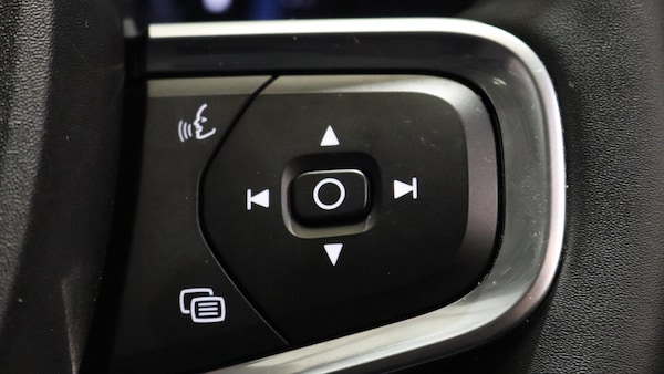 Used Volvo XC40 2025 for sale - 76166898: Photo 20