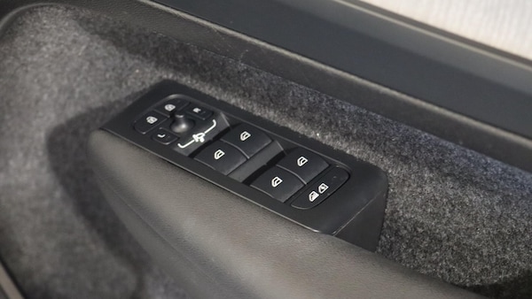Used Volvo XC40 2025 for sale - 76166898: Photo 22