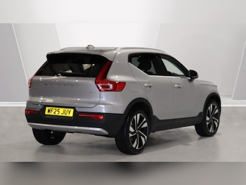 Used Volvo XC40 2025 for sale - 76166898: Photo 2
