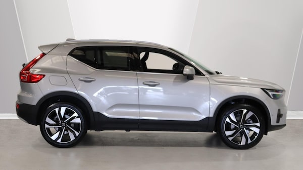 Used Volvo XC40 2025 for sale - 76166898: Photo 3