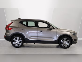 Used Volvo XC40 2022 for sale - 75941445: Photo