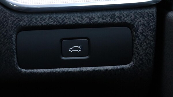 Used Volvo XC60 2023 for sale - 75478058: Photo 41