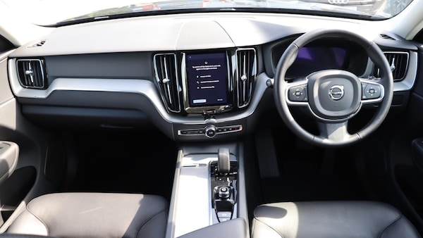 Used Volvo XC60 2023 for sale - 75478058: Photo 5
