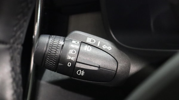 Used Volvo XC40 2023 for sale - 76167236: Photo 18