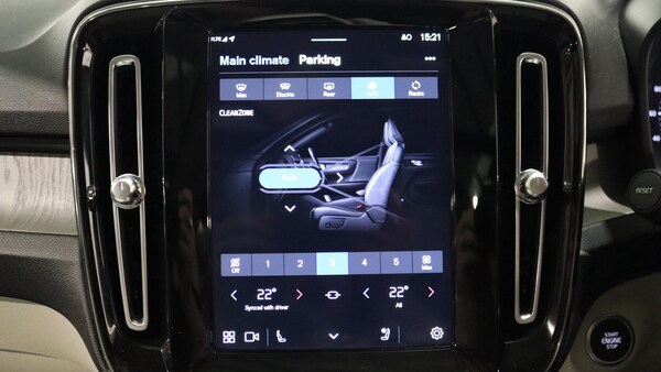 Used Volvo XC40 2023 for sale - 76167236: Photo 38