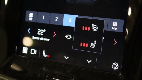 Used Volvo XC40 2023 for sale - 76167236: Photo 39