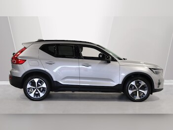 Used Volvo XC40 2023 for sale - 76167236: Photo 3