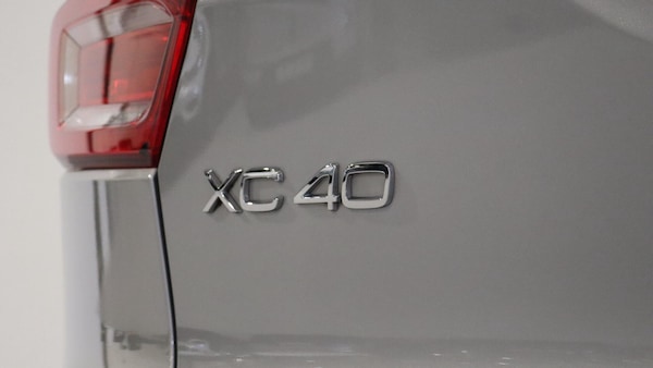 Used Volvo XC40 2023 for sale - 76167236: Photo 44