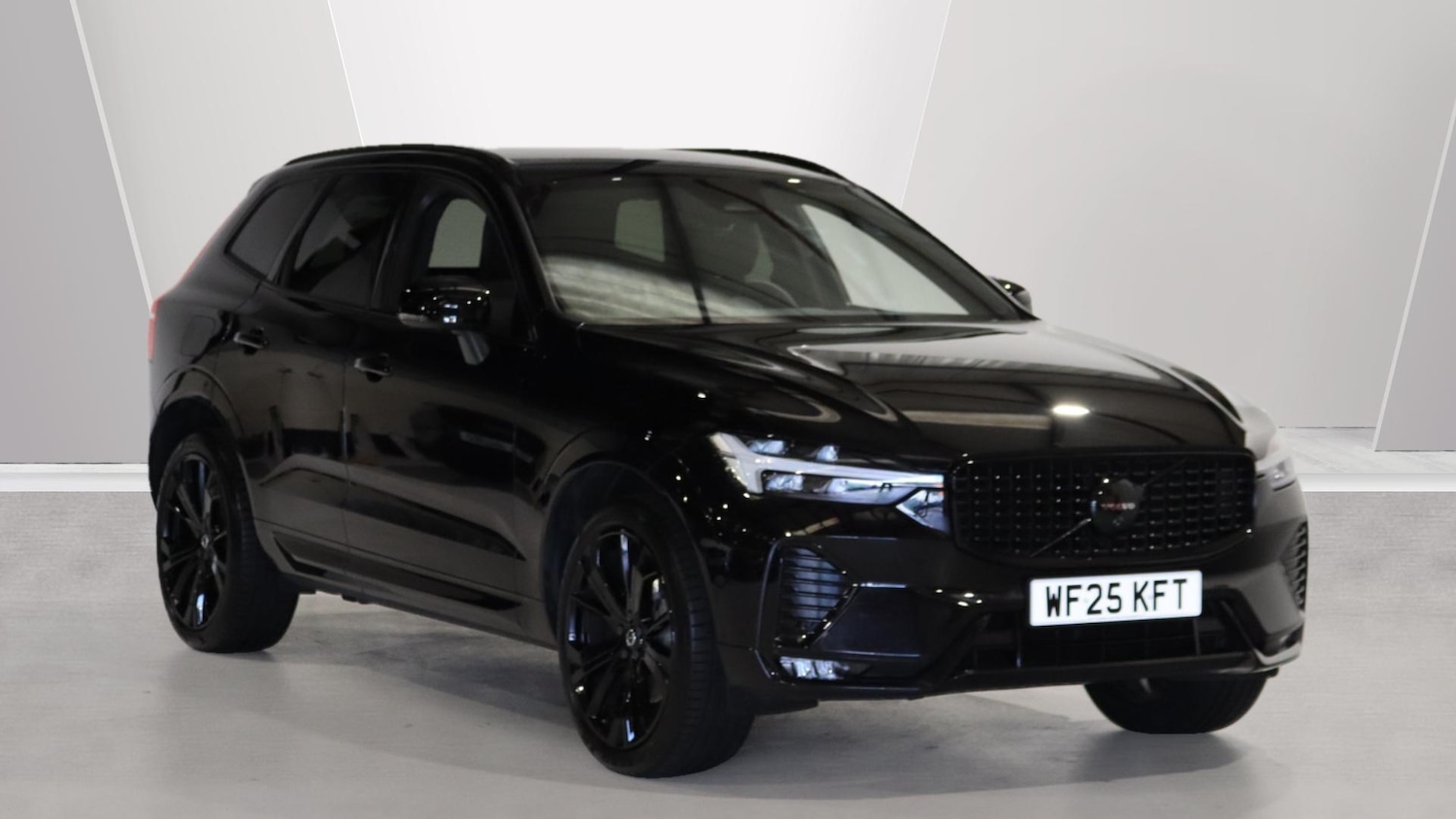 Used Volvo XC60 2025 for sale - 76073192: Photo 1
