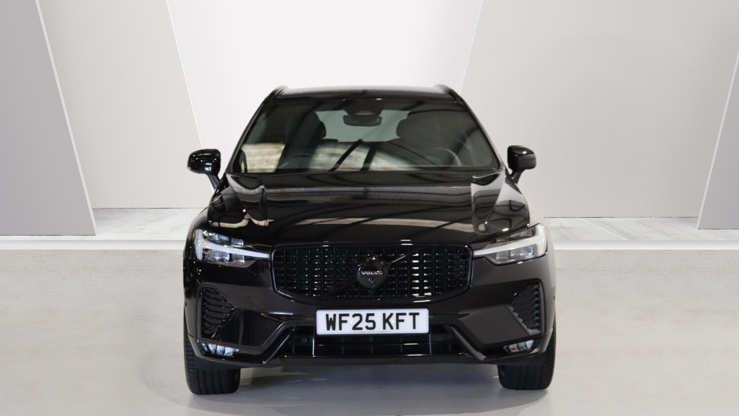 Used Volvo XC60 2025 for sale - 76073192: Photo 8