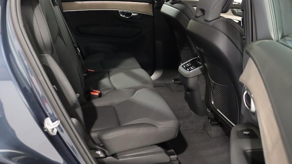 Used Volvo XC90 2025 for sale - 76306937: Photo 6