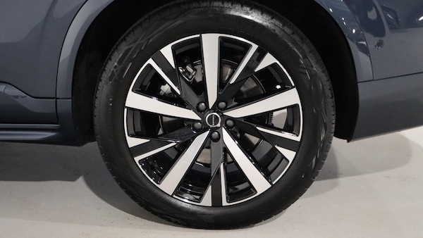 Used Volvo XC90 2025 for sale - 76306937: Photo 9