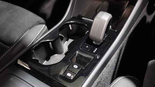 Used Volvo XC40 2023 for sale - 76269922: Photo 24