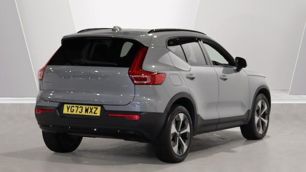 Used Volvo XC40 2023 for sale - 76269922: Photo 2