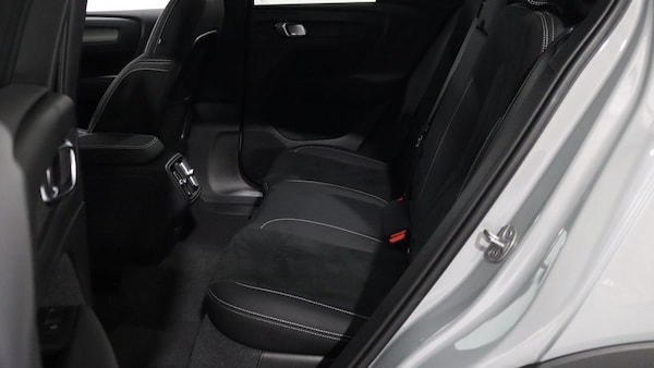 Used Volvo XC40 2023 for sale - 76269922: Photo 31