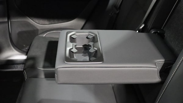 Used Volvo XC40 2023 for sale - 76269922: Photo 32