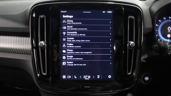 Used Volvo XC40 2023 for sale - 76269922: Photo 40