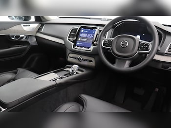Used Volvo XC90 2024 for sale - 75601111: Photo