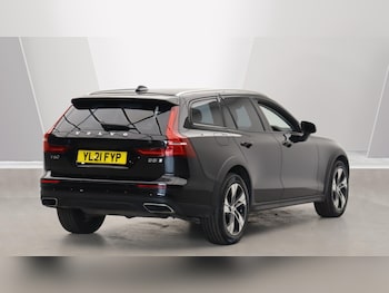 Used Volvo V60 Cross Country 2021 for sale - 75225399: Photo
