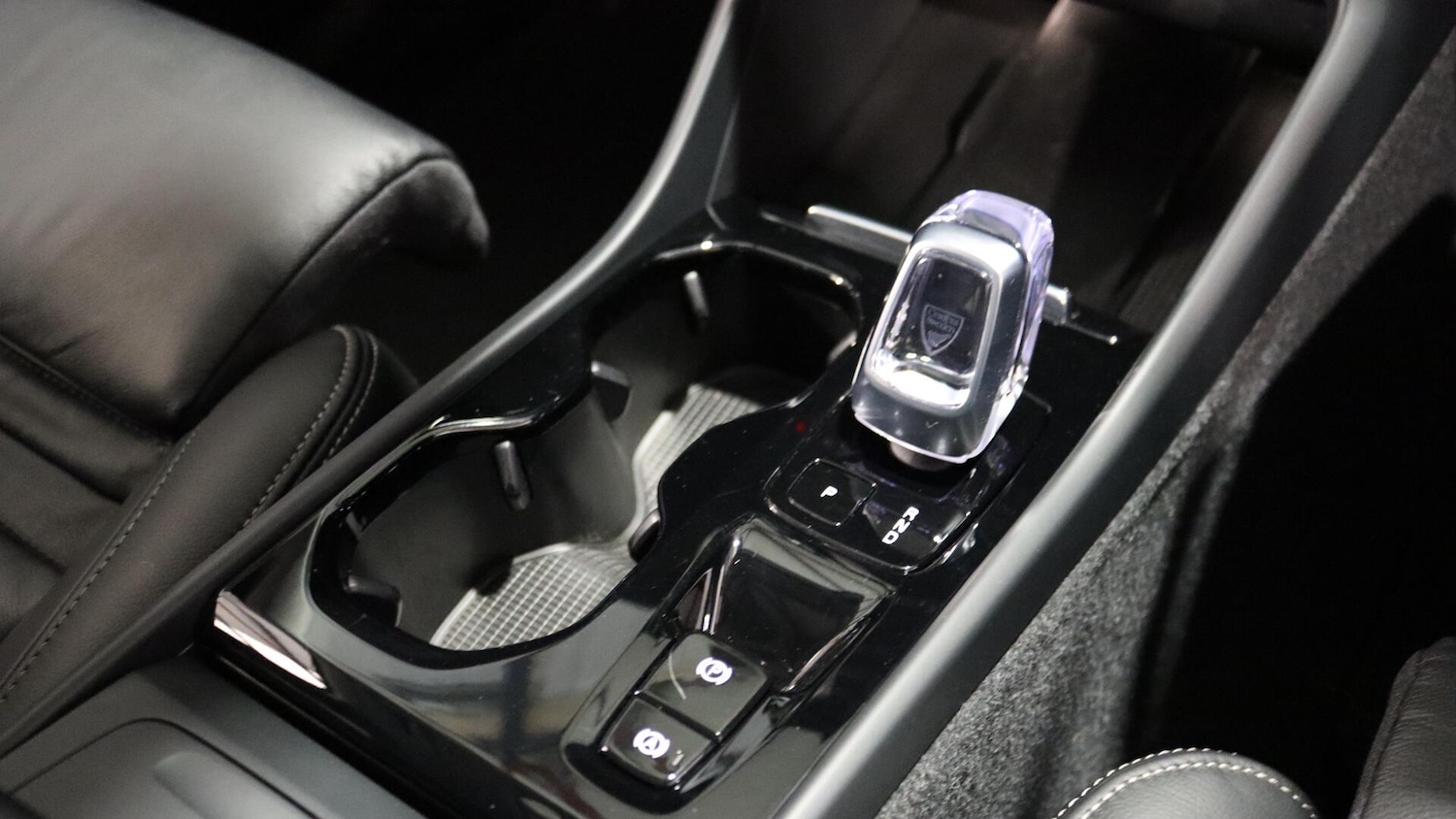 Used Volvo XC40 2022 for sale - 76072914: Photo 24