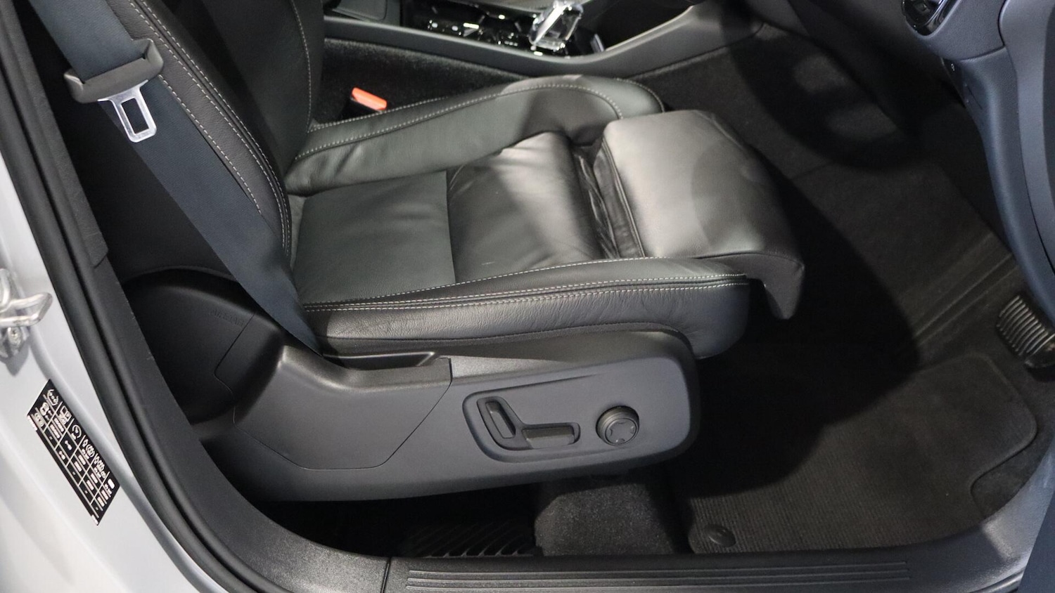 Used Volvo XC40 2022 for sale - 76072914: Photo 28