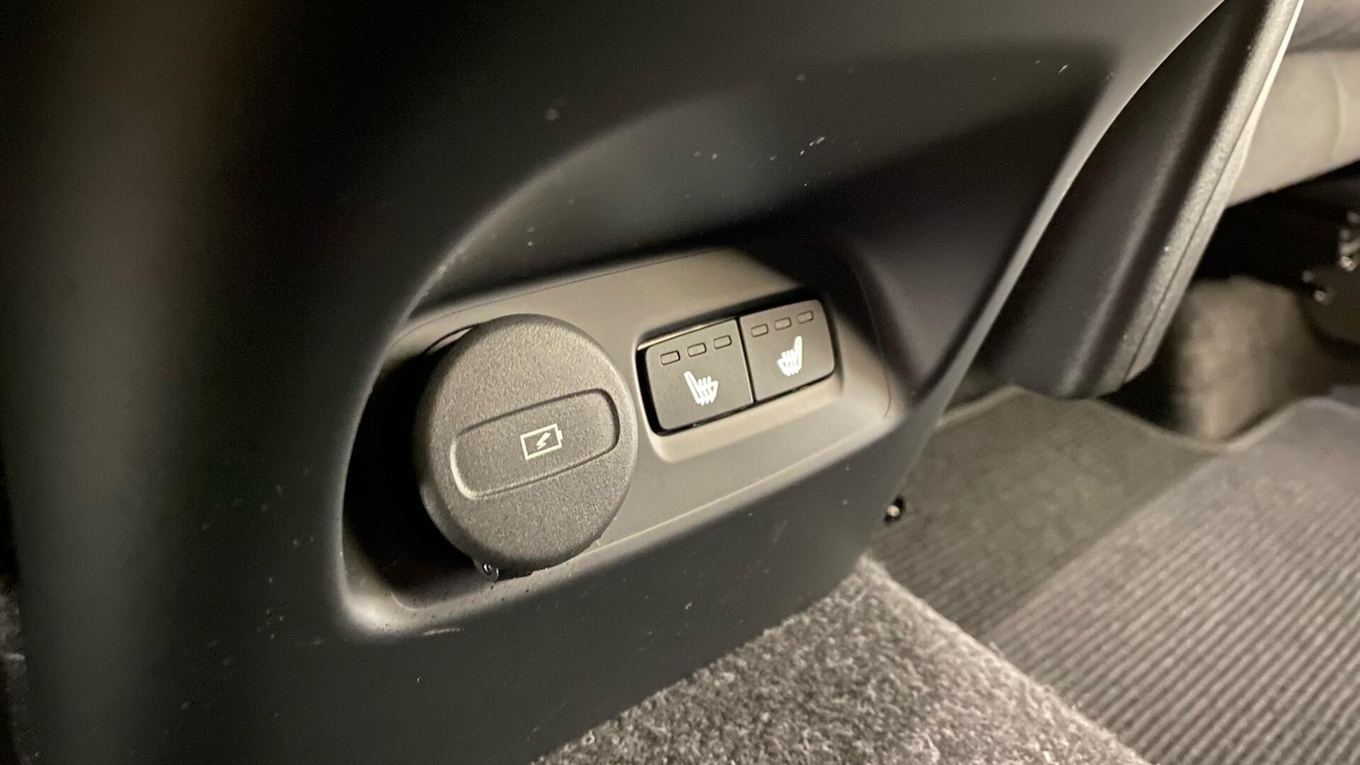 Used Volvo XC40 2022 for sale - 76072914: Photo 36